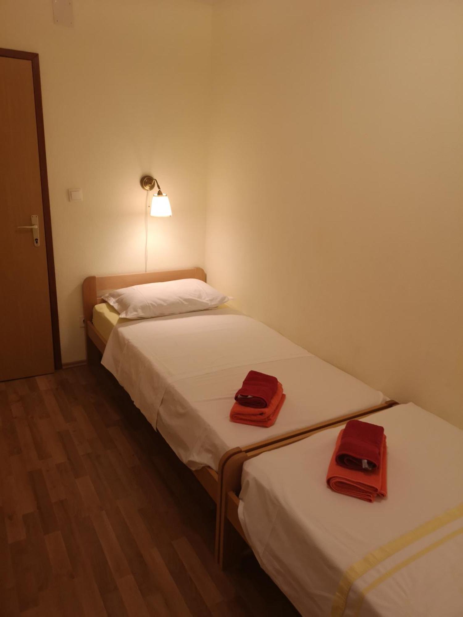 Holiday Home Cvitka Вис Экстерьер фото