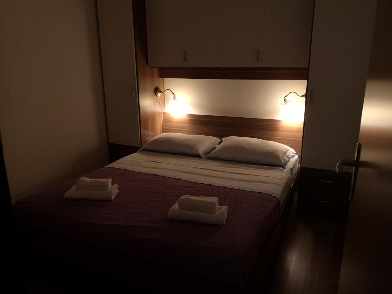 Holiday Home Cvitka Вис Экстерьер фото